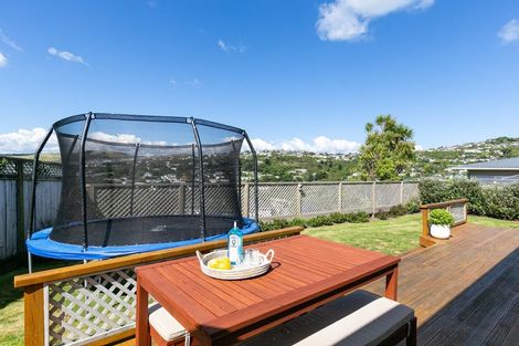 Photo of property in 8 Clifford Road, Johnsonville, Wellington, 6037