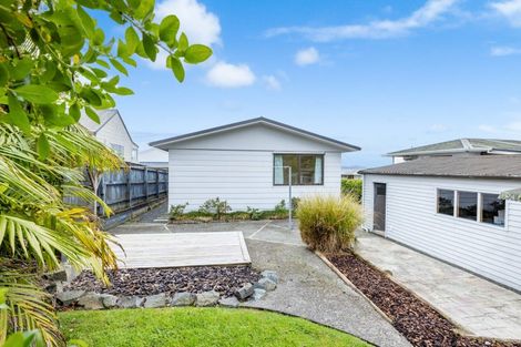 Photo of property in 11 Rawhiti Place, Snells Beach, 0920