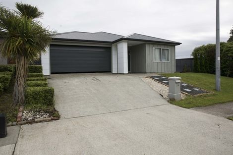 Photo of property in 1394 High Street, Taita, Lower Hutt, 5011