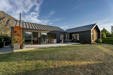 Photo of property in 54 Jacks Point Rise, Jacks Point, Queenstown, 9371