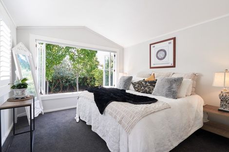 Photo of property in 105 Georges Drive, Napier South, Napier, 4110