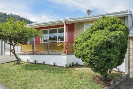 Photo of property in 2/169 Kawai Street South, Nelson South, Nelson, 7010