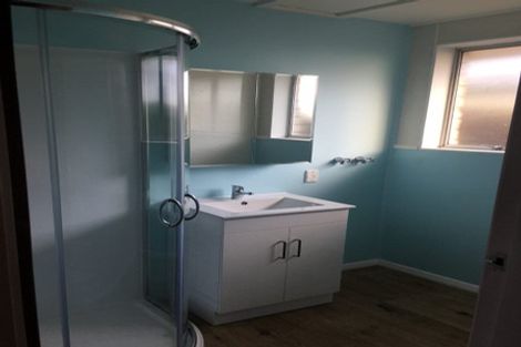 Photo of property in 2/109 Middlepark Road, Sockburn, Christchurch, 8042