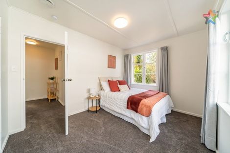 Photo of property in 96 Molesworth Street, Taita, Lower Hutt, 5011