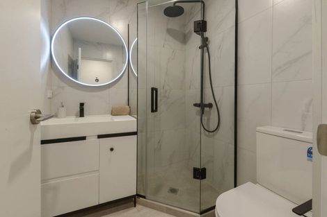 Photo of property in 4/1 Matuhi Rise, Henderson, Auckland, 0612