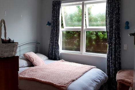 Photo of property in 16 School Road, Clive, 4102