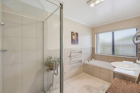 Photo of property in 143 Milne Drive, Paraparaumu, 5032