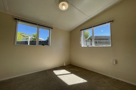Photo of property in 5 Newton Place, Westbrook, Palmerston North, 4412