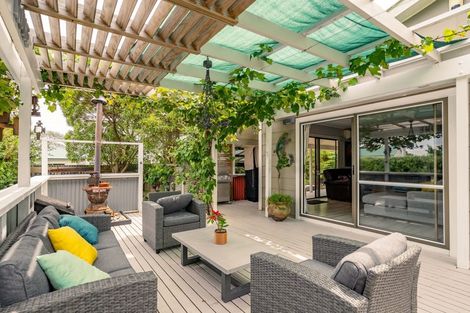 Photo of property in 51 Cologne Street, Martinborough, 5711