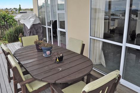 Photo of property in 5 Ngatira Place, Snells Beach, 0920