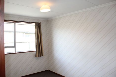 Photo of property in 72 Reid Road, South Dunedin, Dunedin, 9012