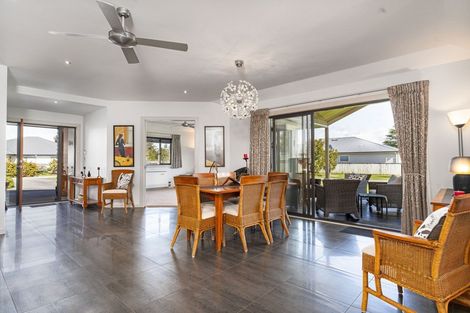 Photo of property in 6 Camellia Lane, Carterton, 5713