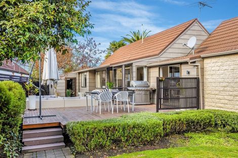 Photo of property in 9 Chatswood Place, Bishopdale, Christchurch, 8051