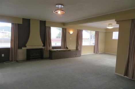 Photo of property in 8 Kaponga Street, Wainuiomata, Lower Hutt, 5014