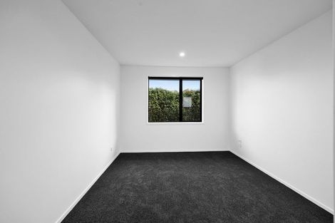 Photo of property in 120 Seaview Road, Westown, New Plymouth, 4310
