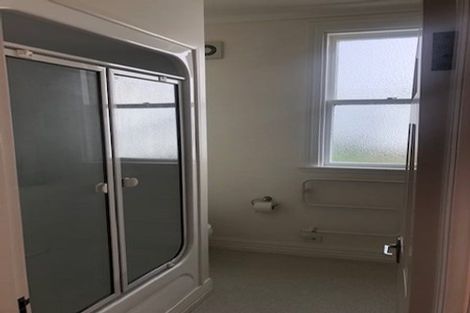 Photo of property in 9 Connaught Terrace, Brooklyn, Wellington, 6021