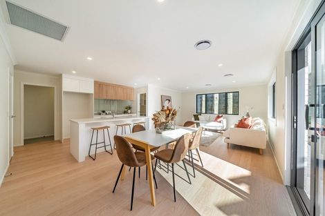 Photo of property in 115 Silverstream Road, Crofton Downs, Wellington, 6035