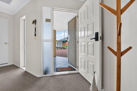 Photo of property in 21 Mews Place, Forest Lake, Hamilton, 3200