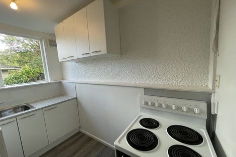 Photo of property in 96 Ruskin Road, Newlands, Wellington, 6037