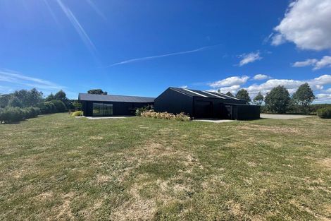 Photo of property in 450 Waitara Road, Huirangi, New Plymouth, 4373