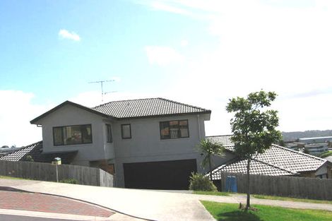 Photo of property in 29 Black Teal Close, Unsworth Heights, Auckland, 0632