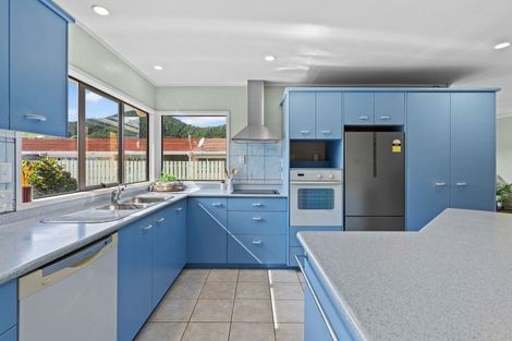 Photo of property in 8a Deveron Street, Regent, Whangarei, 0112