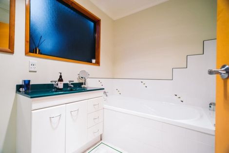 Photo of property in 48 Oxley Crescent, Broad Bay, Dunedin, 9014