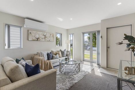 Photo of property in 35 Divide Loop, Takanini, 2112