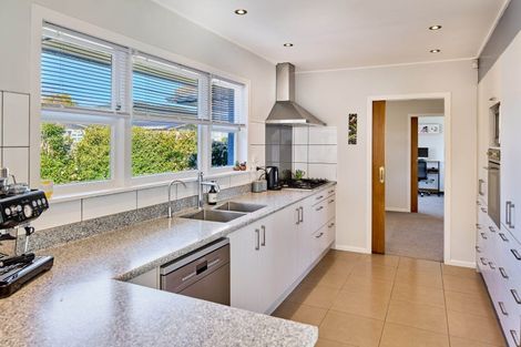 Photo of property in 50a Garden Road, Avalon, Lower Hutt, 5011