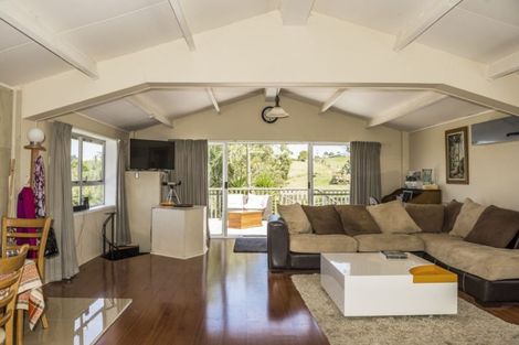 Photo of property in 47 Karepo Lane, Pahi, Paparoa, 0571