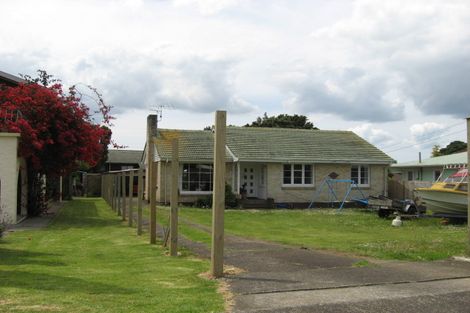 Photo of property in 14 Church Road, Mangere Bridge, Auckland, 2022