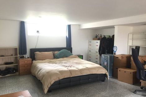 Photo of property in 19 Finlow Drive, Te Atatu South, Auckland, 0610