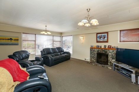 Photo of property in 73 Vivian Street, New Plymouth, 4310