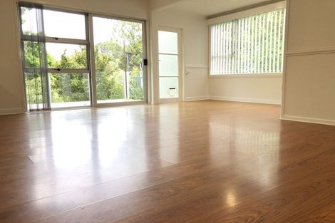 Photo of property in 536 Beach Road, Murrays Bay, Auckland, 0630