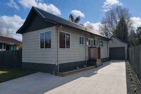 Photo of property in 10 Karen Crescent, Dinsdale, Hamilton, 3204