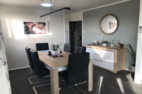 Photo of property in 300 Tukapa Street, Hurdon, New Plymouth, 4310