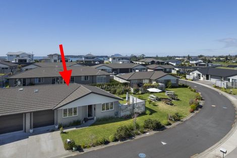 Photo of property in Waterview Estate, 53/4 Greystone Place, Omokoroa, 3114