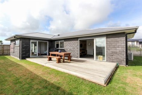 Photo of property in 4 Roy Johns Way, Bell Block, New Plymouth, 4312