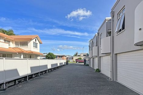 Photo of property in 5/29 Third Avenue, Tauranga, 3110