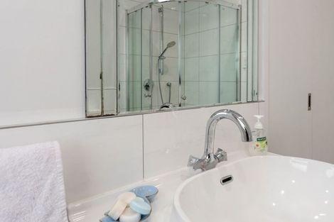 Photo of property in 1/46 Weatherly Road, Torbay, Auckland, 0630