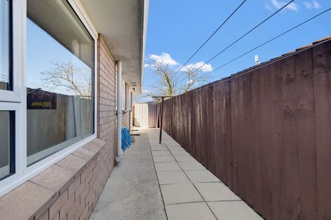 Photo of property in 2/39 Richill Street, Belfast, Christchurch, 8051