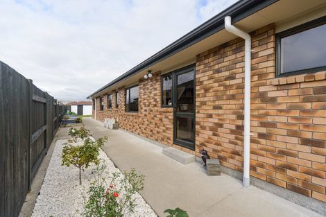 Photo of property in 46 Peter Hall Drive, Kelvin Grove, Palmerston North, 4414