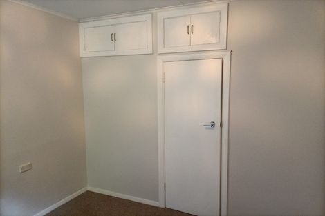 Photo of property in 136 Wyndham Road, Pinehaven, Upper Hutt, 5019