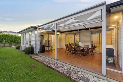 Photo of property in 12 Pommes Way, Silverdale, 0932