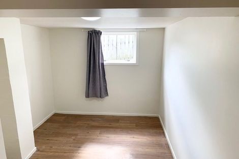 Photo of property in 318 West Coast Road, Glen Eden, Auckland, 0602