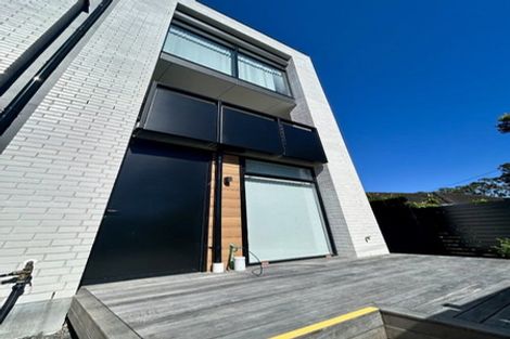 Photo of property in 15 Tiraumea Drive, Pakuranga, Auckland, 2010