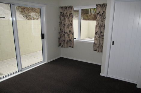 Photo of property in 16c Lincoln Avenue, Tawa, Wellington, 5028