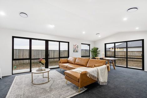 Photo of property in 36 Coach Way, Rolleston, 7614