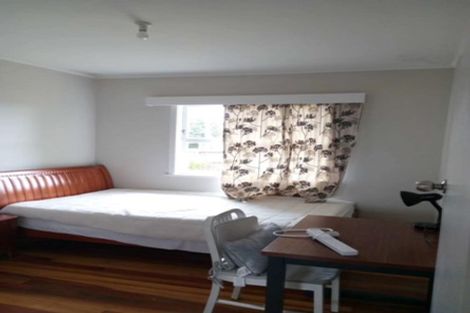 Photo of property in 57 Carrington Avenue, Silverdale, Hamilton, 3216