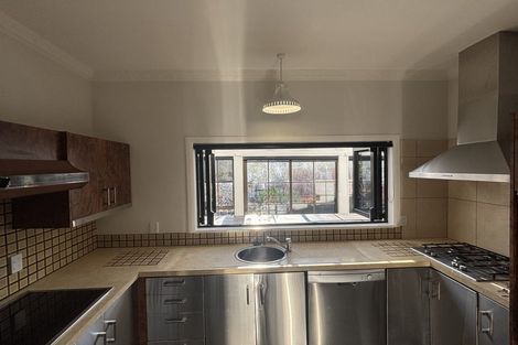 Photo of property in 44 Kings Crescent, Hutt Central, Lower Hutt, 5010